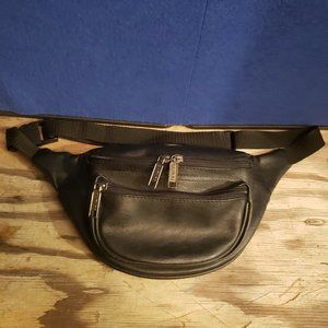 Fanny Pack black leather-type pockets zippered adjustable Super Pouch Safari bag
